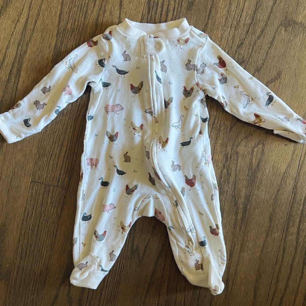 Carter’s organic cotton, farm animal, footie onesie, Newborn